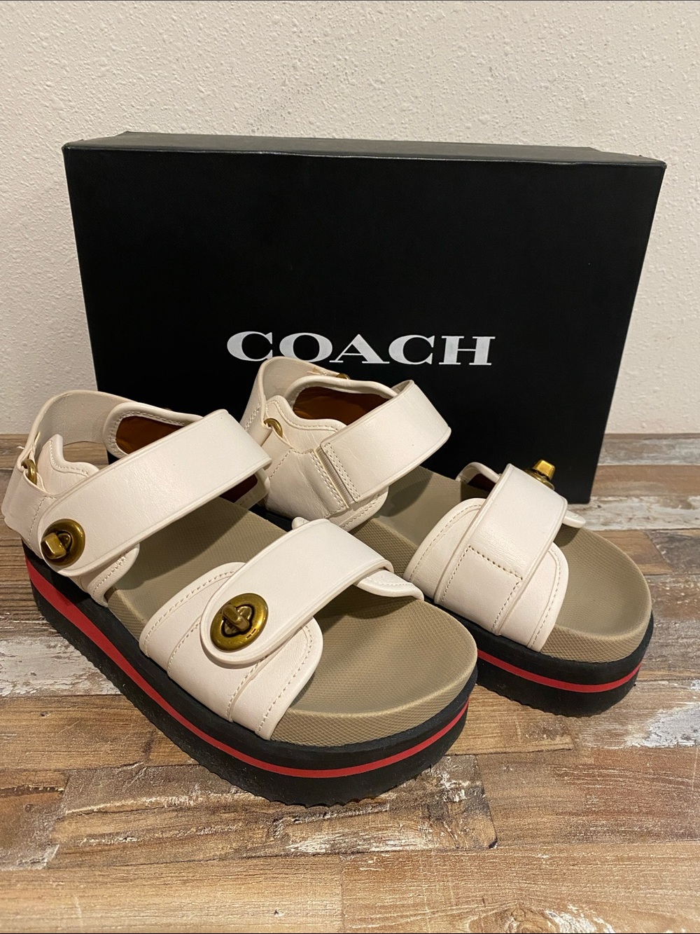 Coach Leather Trail Sandals - Size 6 - New in Box!